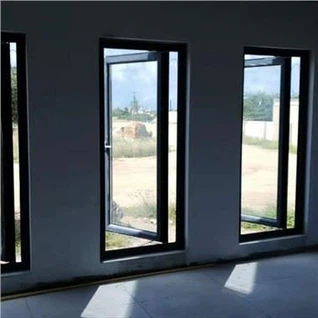 Alumīnija korpusa durvis