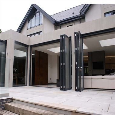 Saliekamās terašu durvis